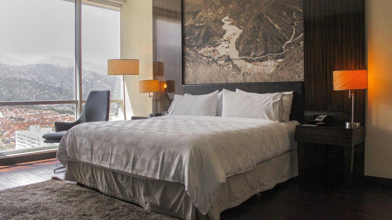 Holiday Inn Bucaramanga Cacique By Ihg Exterior photo A guest room at the Ritz-Carlton, San Francisco