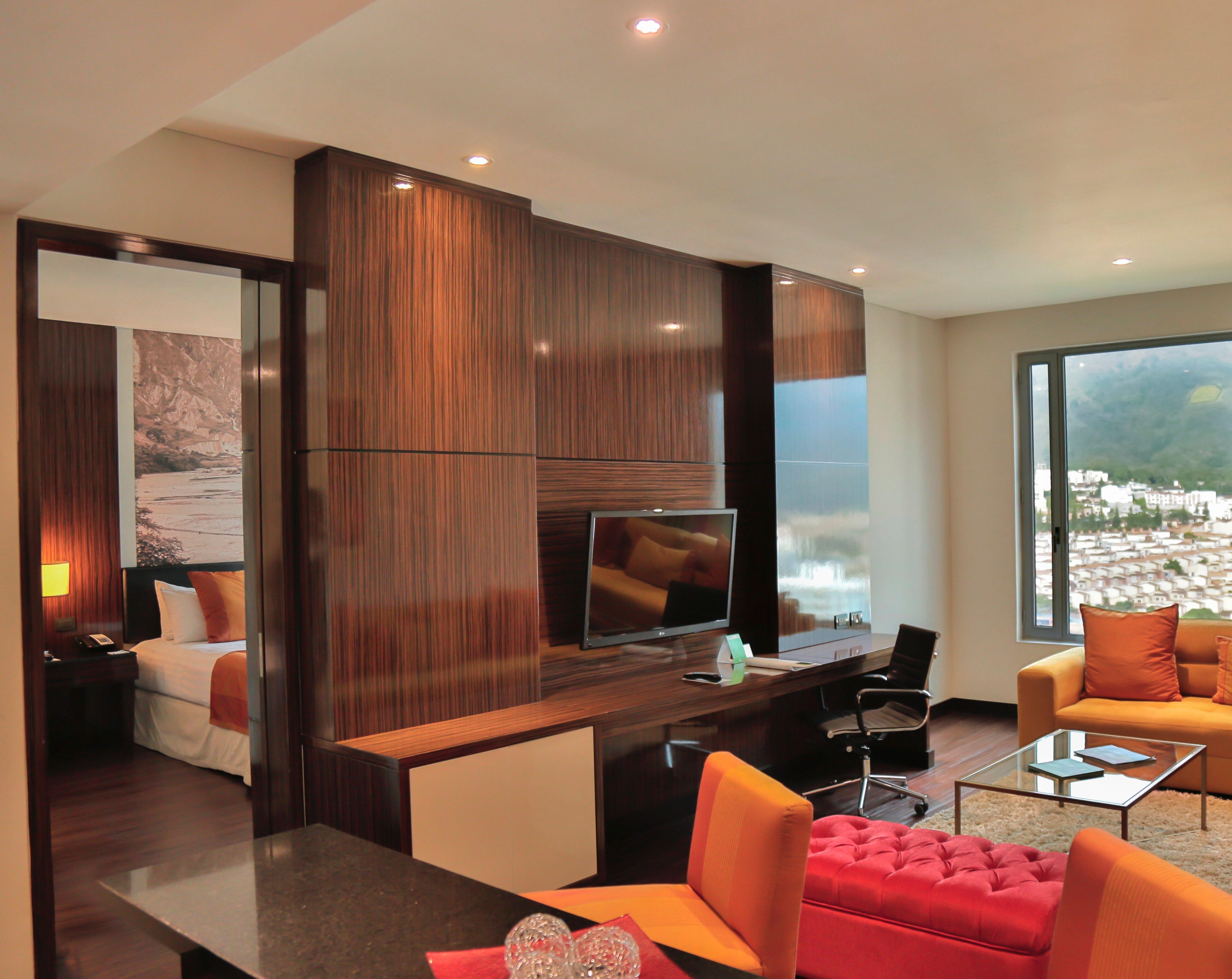 Holiday Inn Bucaramanga Cacique By Ihg Exterior photo A suite at the hotel