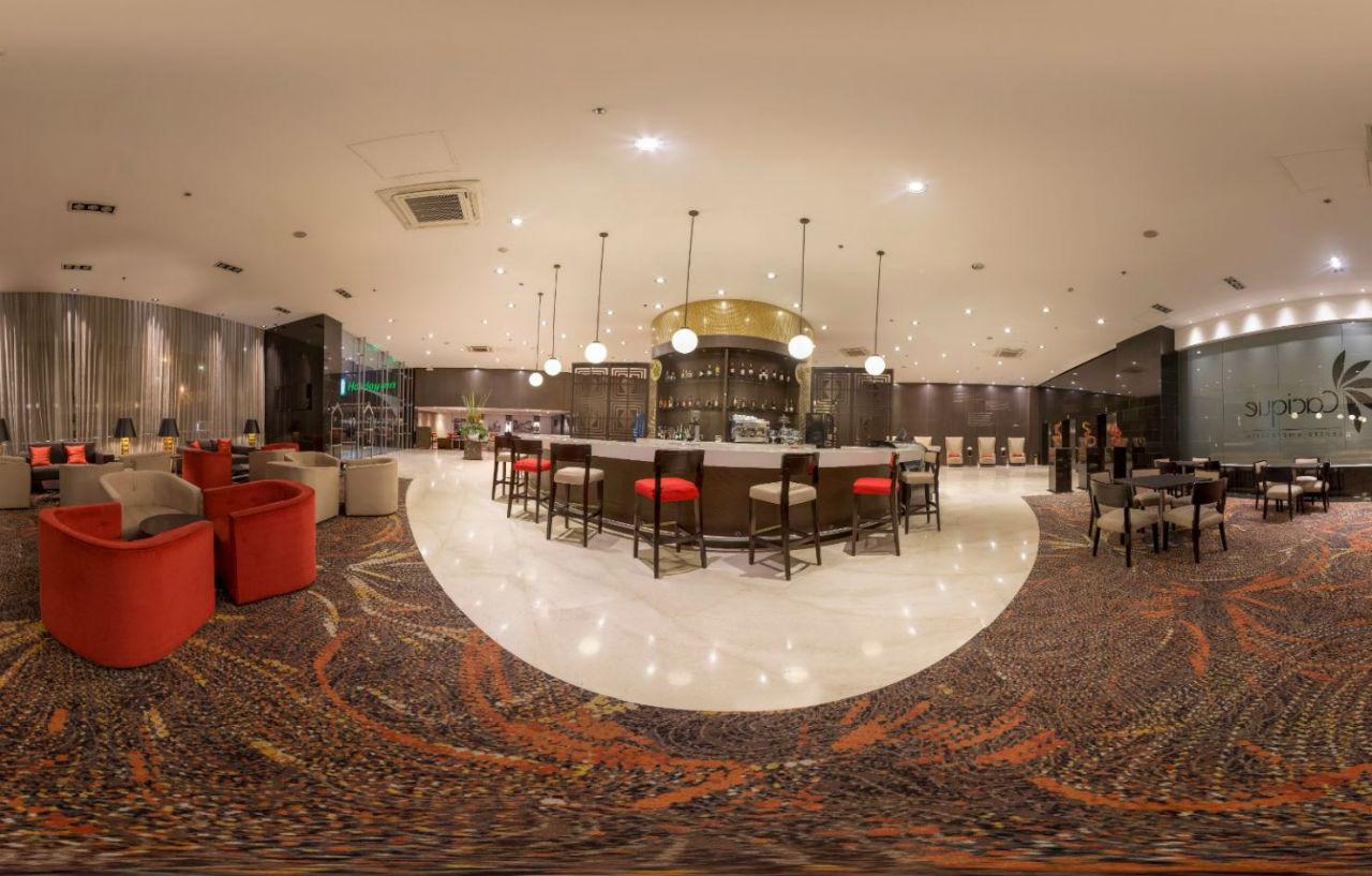 Holiday Inn Bucaramanga Cacique By Ihg Exterior photo The lounge at the airport